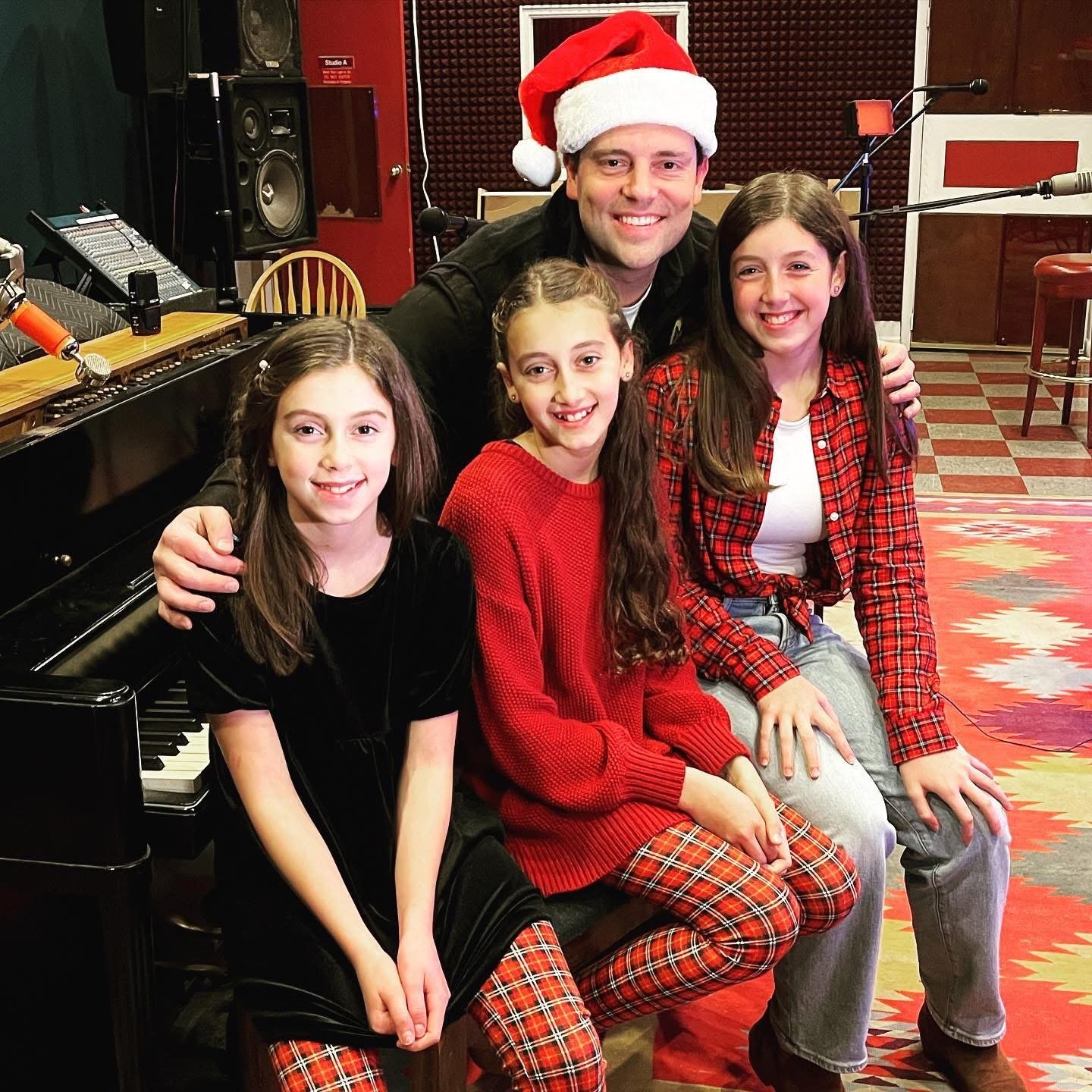 Michael Mingoia teaching a student at his award-winning music school in Patchogue, NY